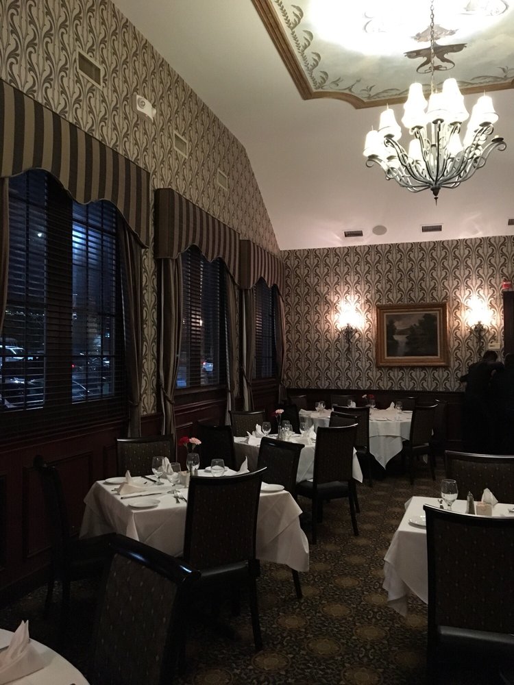 LouCas - Event Venue in Edison, New Jersey