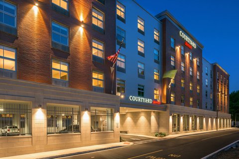 Courtyard by Marriott Edgewater NYC Area - Event Venue in Edgewater, New Jersey