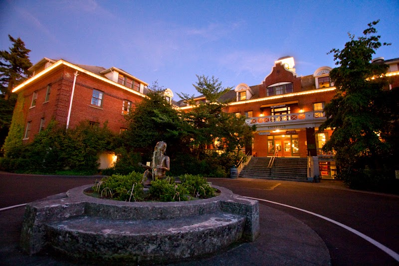 McMenamins Edgefield - Event Venue in Troutdale, Oregon