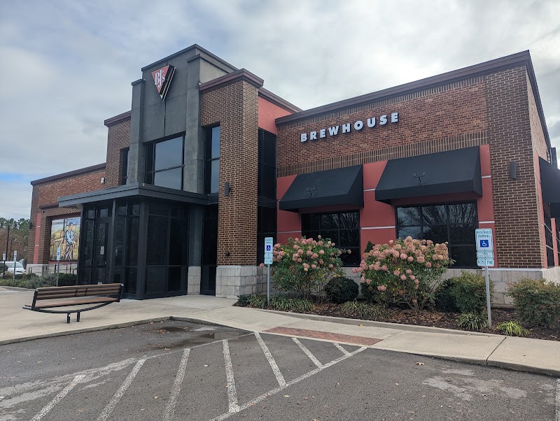 BJ's Restaurant & Brewhouse - Event Venue in Murfreesboro, Tennessee