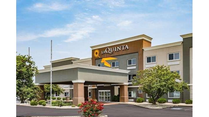 La Quinta Inn & Suites by Wyndham Evansville - Event Venue in Evansville, Indiana