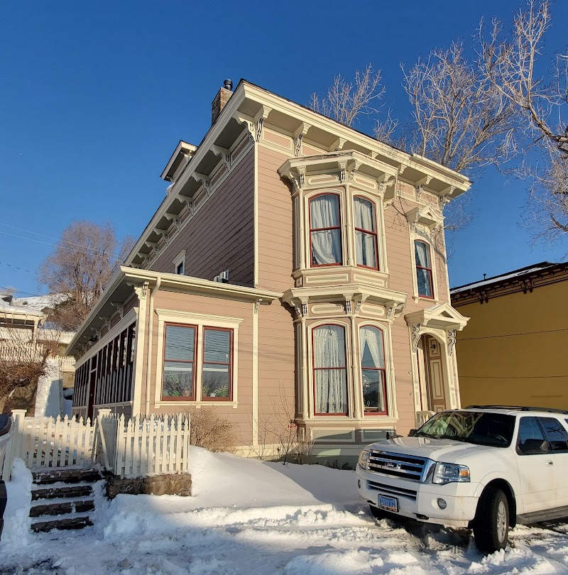 Cobb Mansion Bed and Breakfast - Event Venue in Virginia City, Nevada