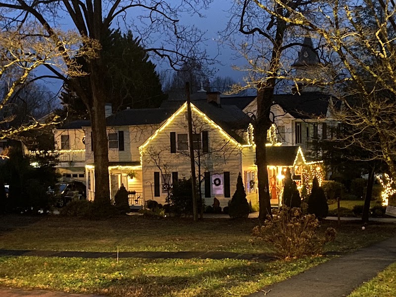 One Off Main B&B - Event Venue in Dahlonega, Georgia