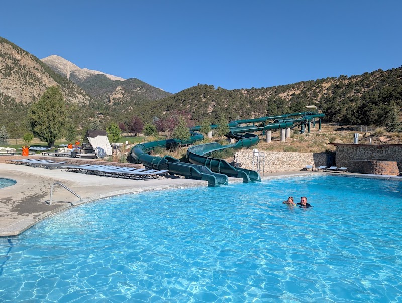 Hotel - Event Venue in Nathrop, Colorado