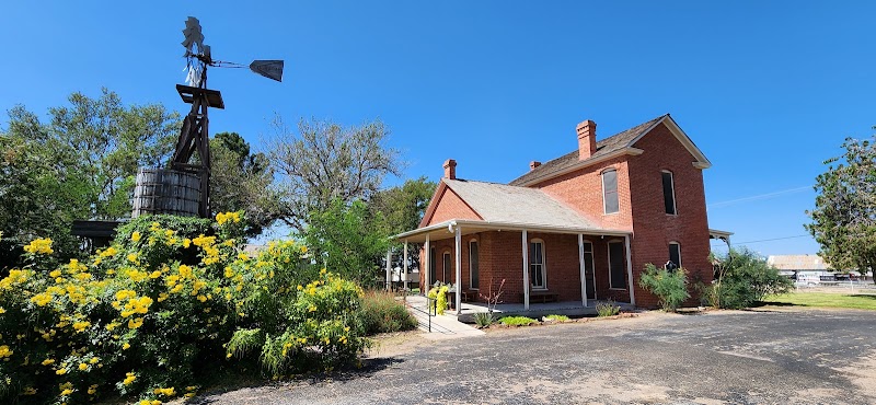 White-Pool House - Event Venue in Odessa, Texas