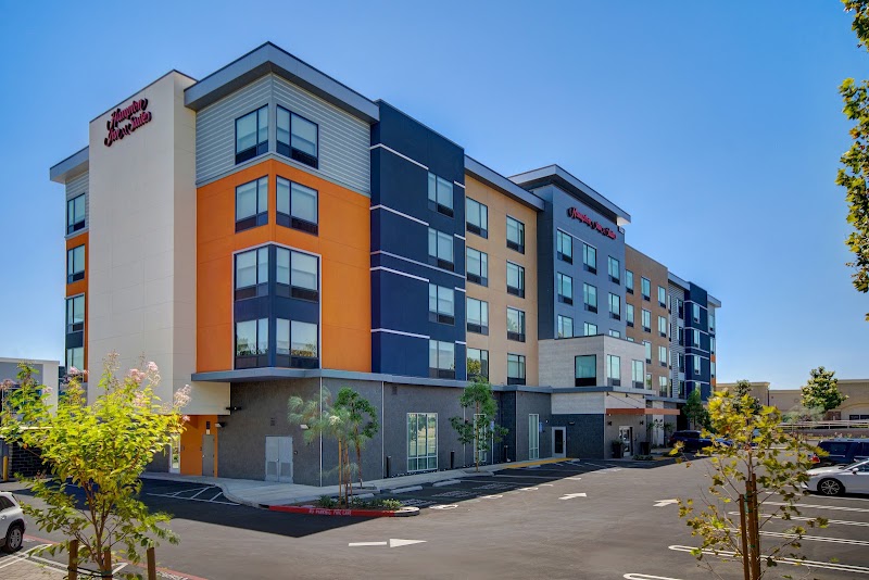 Hampton Inn & Suites Ontario Rancho Cucamonga - Event Venue in Rancho Cucamonga, California
