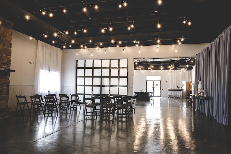 The Emerald Event Space - Event Venue in Blue Springs, Missouri