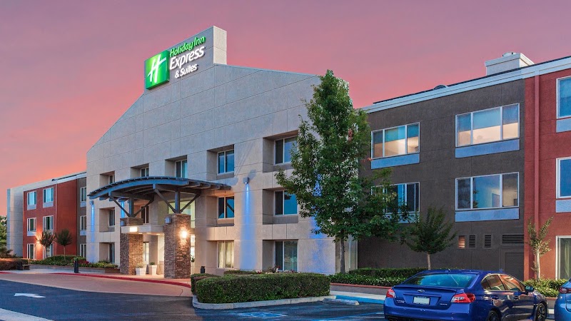 Holiday Inn Express & Suites Elk Grove West I-5 by IHG - Event Venue in Elk Grove, California