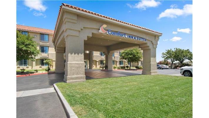 Comfort Inn & Suites Lancaster Antelope Valley - Event Venue in Lancaster, California