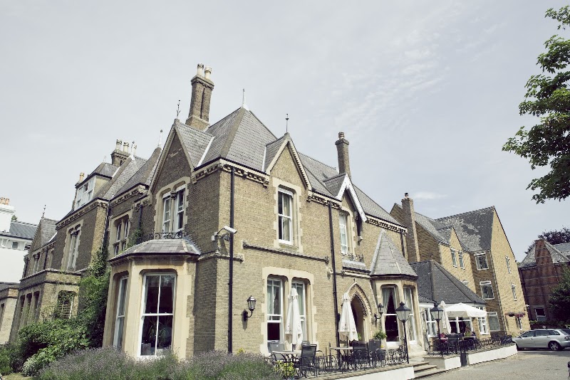 Cotswold Lodge Hotel - Event Venue in Oxford, Oxfordshire
