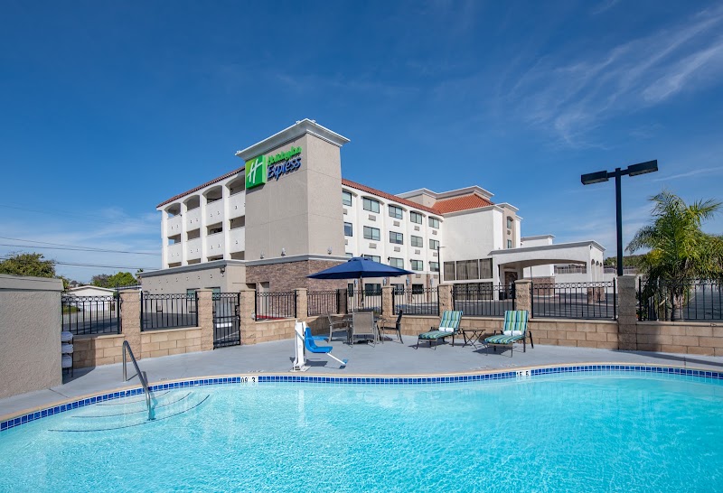 Holiday Inn Express San Diego South-National City - Event Venue in National City, California