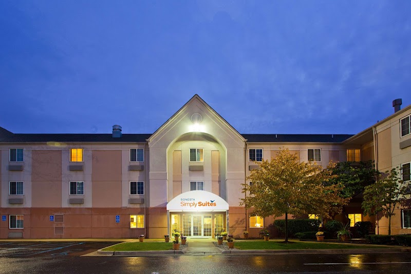 Sonesta Simply Suites Detroit Warren - Event Venue in Warren, Michigan