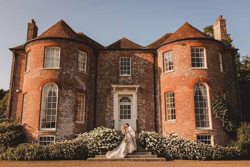 Holywell Estate - Event Venue in Swanmore, Hampshire