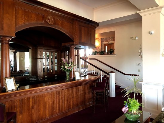 The Great Room Bar at the Bluenose Inn - Event Venue in Bar Harbor, Maine