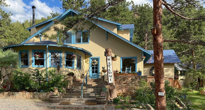 Riversong Inn Retreat - Event Venue in Estes Park, Colorado