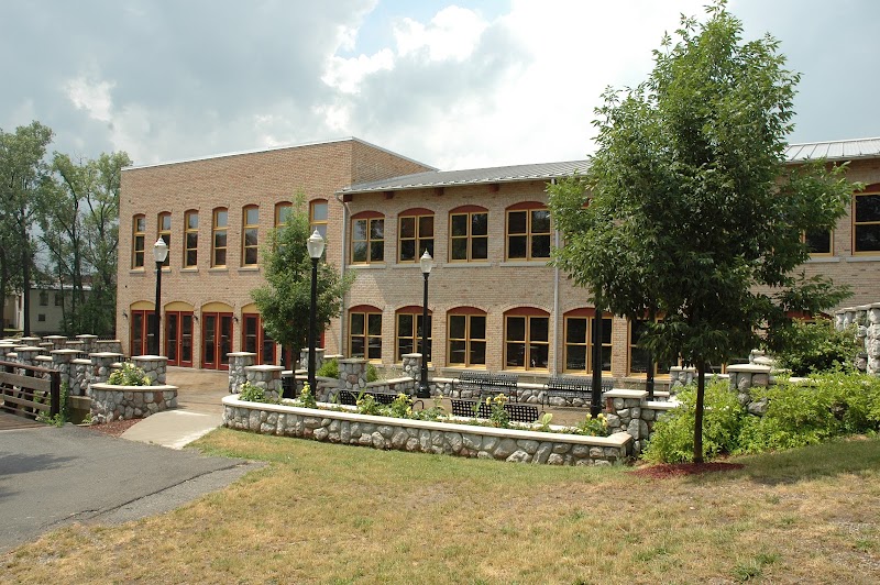SOS: Shared Office Spaces Old Town - Event Venue in Lansing, Michigan
