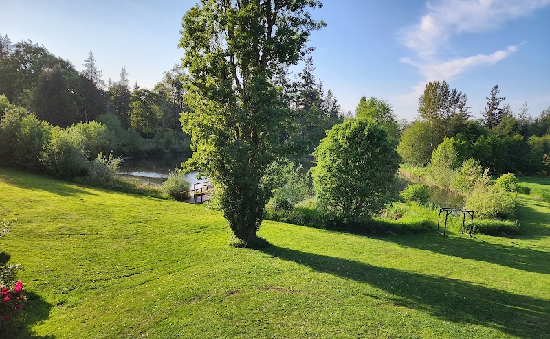 Sadie Lake Weddings - Event Venue in Arlington, Washington