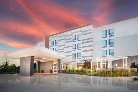 SpringHill Suites by Marriott Kenosha - Event Venue in Kenosha, Wisconsin