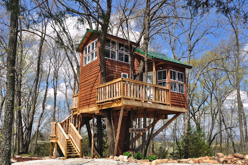 The Cottage | Treehouses & Cabins - Event Venue in Hermann, Missouri
