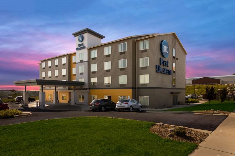 Roosevelt Place Hotel - Event Venue in Bismarck, North Dakota