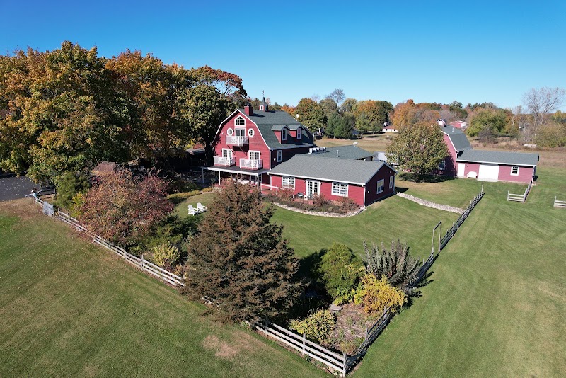 Chanticleer Guest House - Event Venue in Sturgeon Bay, Wisconsin