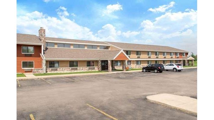 AmericInn by Wyndham Elkhorn Near Lake Geneva - Event Venue in Elkhorn, Wisconsin