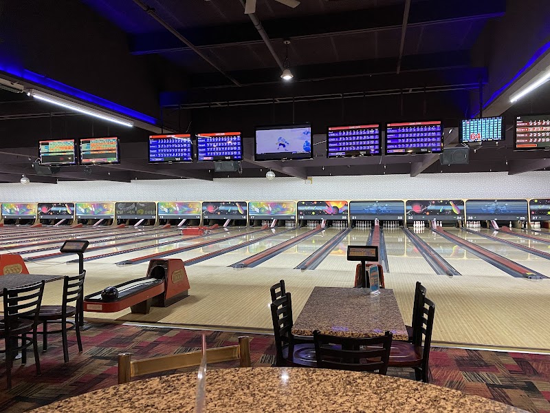 Universal Lanes - Event Venue in Warren, Michigan