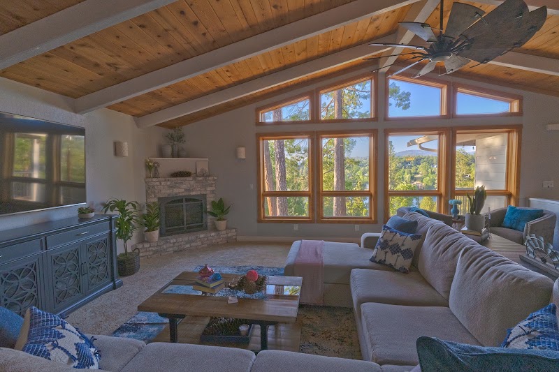 Skyridge - Event Venue in Groveland, California