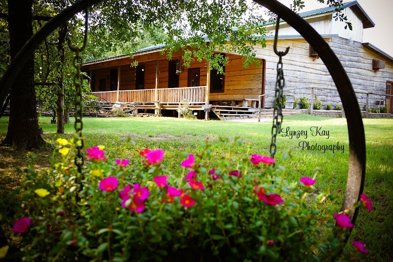 Willow Creek Ranch Wedding & Event Venue - Event Venue in Arp, Texas