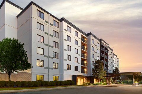 Courtyard by Marriott New Orleans Metairie - Event Venue in Metairie, Louisiana