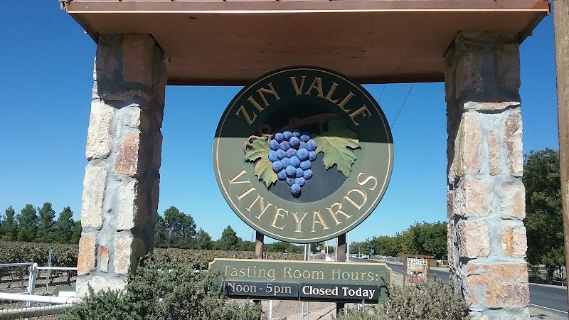 Zin Valle Vineyards - Event Venue in Canutillo, Texas
