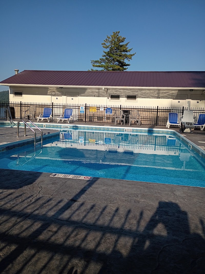 Lake 'n Pines Motel - Event Venue in Cooperstown, New York