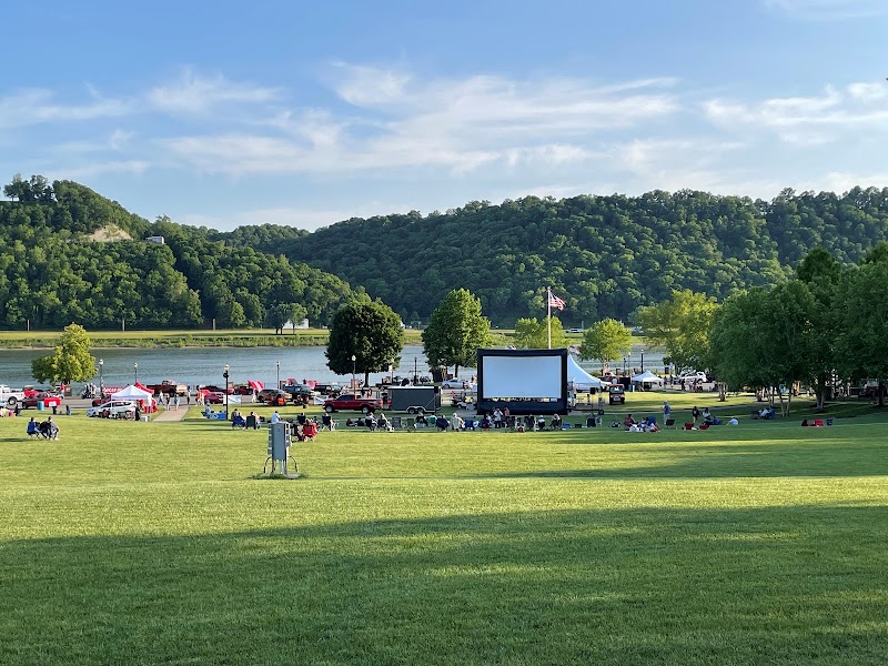 Bicentennial Park - Event Venue in Madison, Indiana