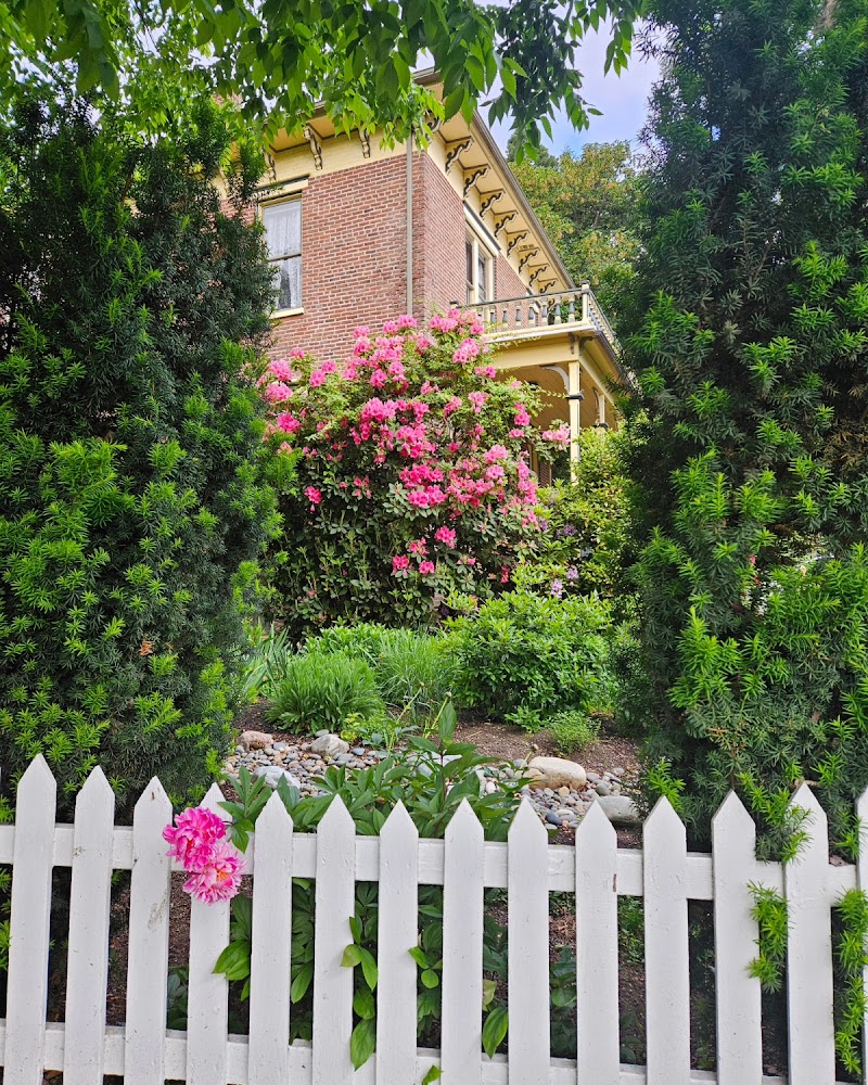 The Orth House Inn by Remotion - Event Venue in Jacksonville, Oregon