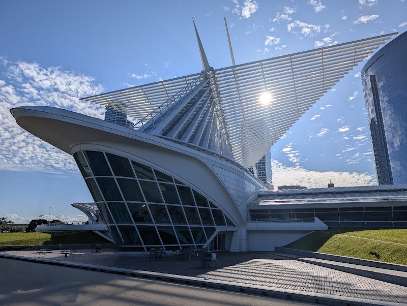 Milwaukee Art Museum - Event Venue in Milwaukee, Wisconsin