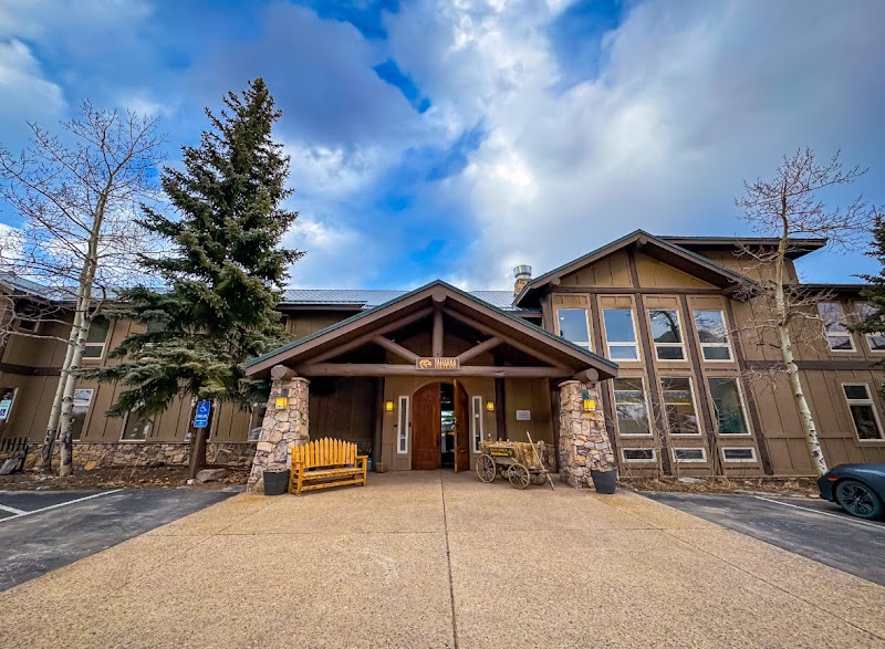 Taharaa Mountain Lodge - Event Venue in Estes Park, Colorado