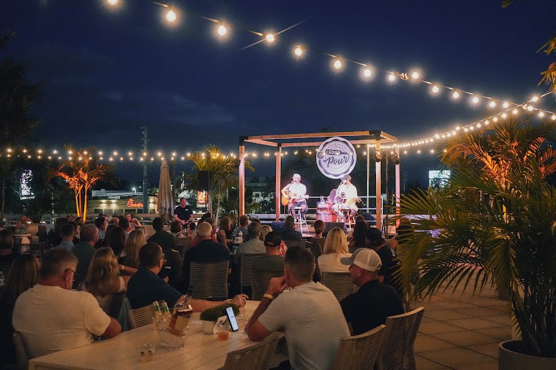Top Shelf Rooftop Venue - Event Venue in Winter Park, Florida