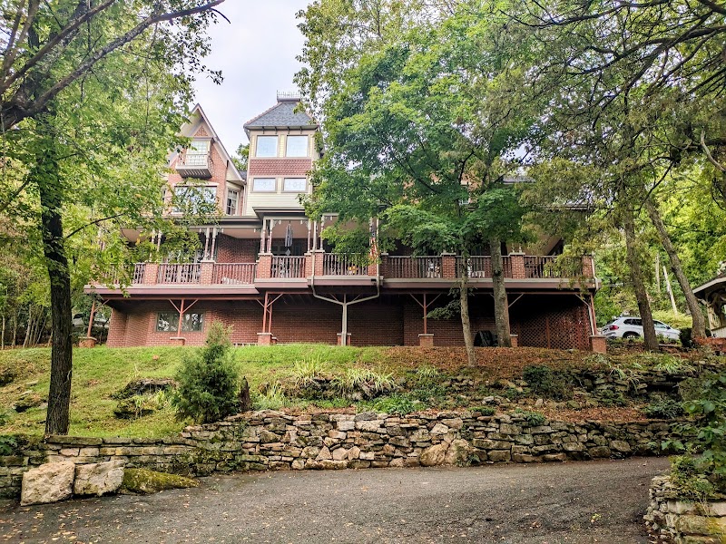 Angel at Rose Hall - Event Venue in Eureka Springs, Arkansas