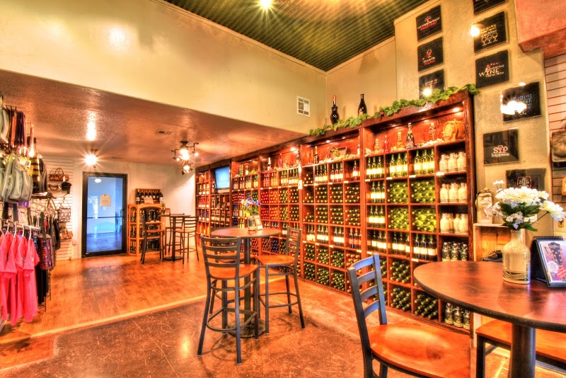 D. H. LESCOMBES WINERY & TASTING ROOM - Event Venue in Deming, New Mexico
