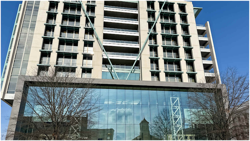 Regus - Montgomery, RSA Dexter - Event Venue in Montgomery, Alabama