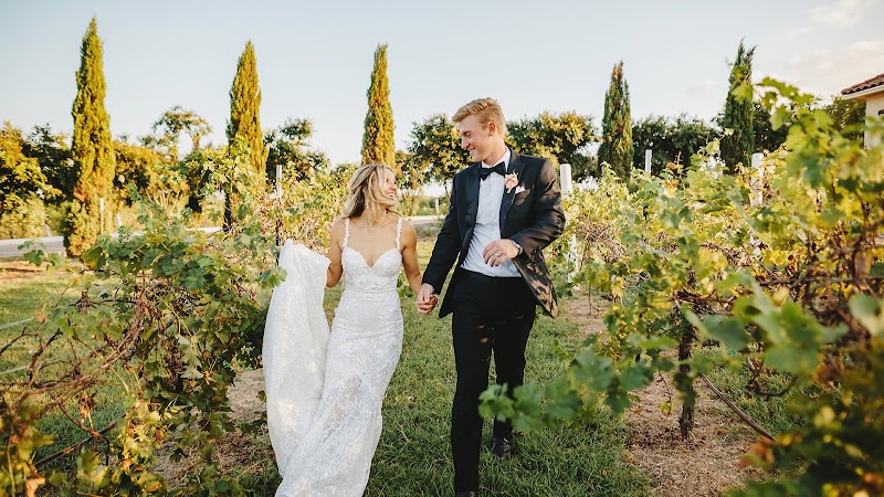 D'Vine Grace Vineyard - Event Venue in McKinney, Texas