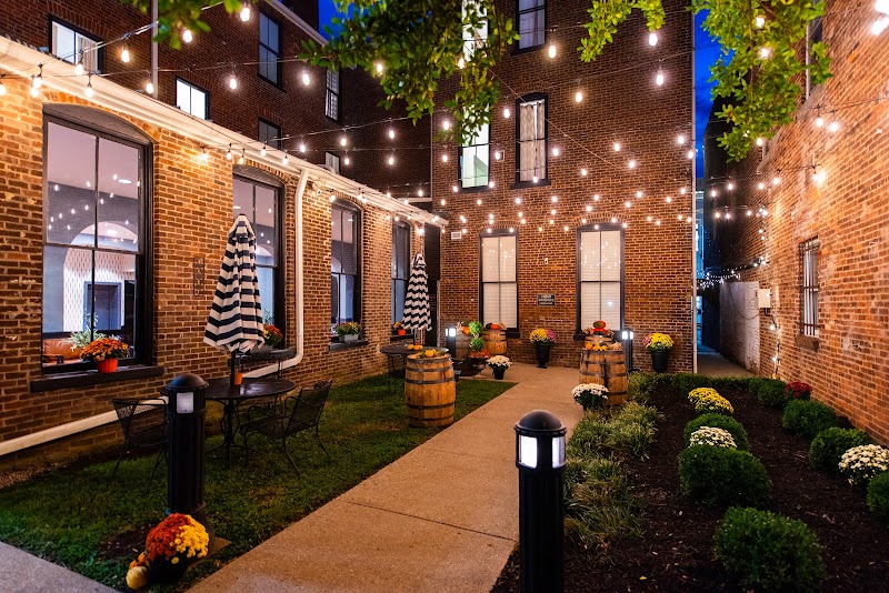 The Woodford Hotel - Event Venue in Versailles, Kentucky
