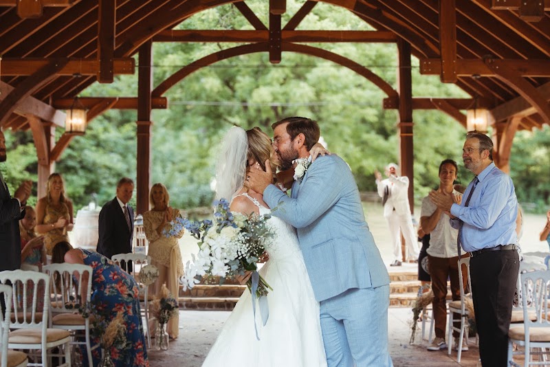 The Cardinal's Nest at Leather Bound Hollow - Event Venue in Sevierville, Tennessee
