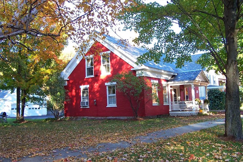 Sampler House Bed & Breakfast - Event Venue in Milton, Vermont