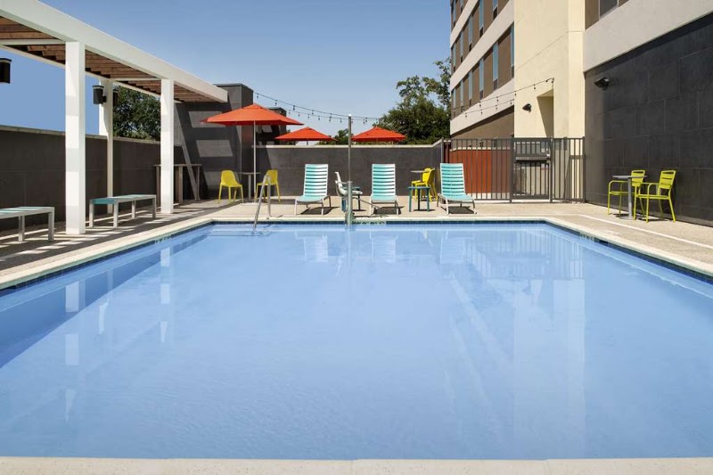 Home2 Suites by Hilton Clovis Fresno Airport - Event Venue in Clovis, California