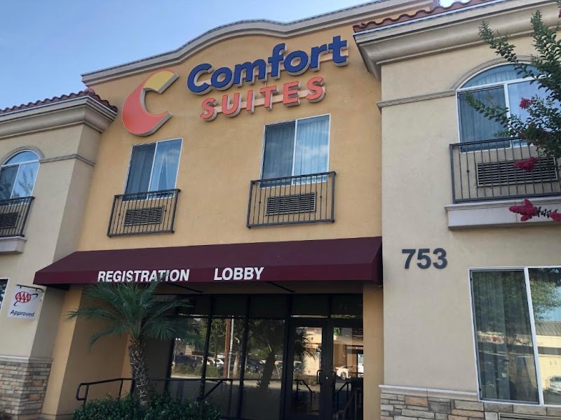 Comfort Suites Near City of Industry - Los Angeles - Event Venue in La Puente, California
