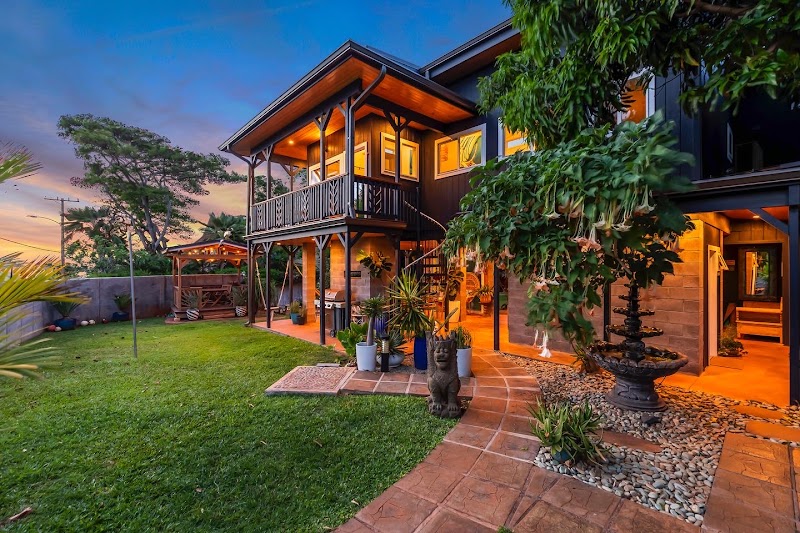 Mangolani Inn - Event Venue in Paia, Hawaii