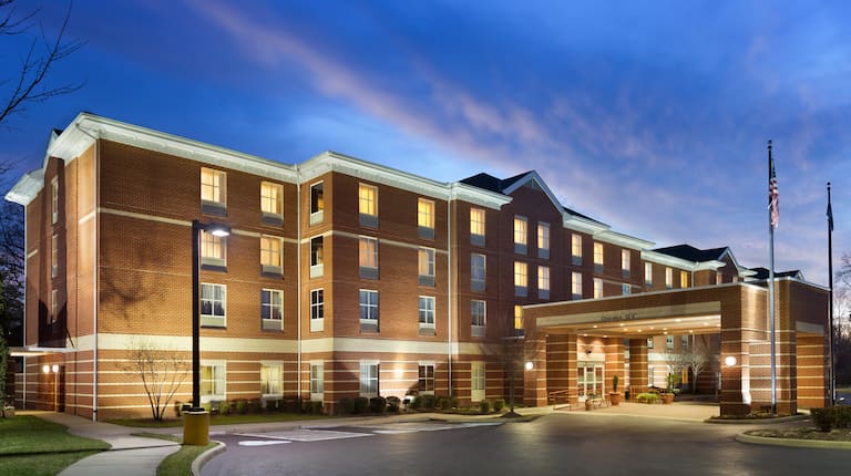 Hampton Inn & Suites Williamsburg Historic District - Event Venue in Williamsburg, Virginia