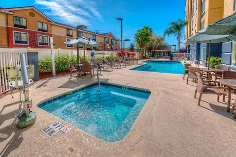 Fairfield by Marriott Inn & Suites Orlando Near Universal Orlando Resort - Event Venue in Orlando, Florida