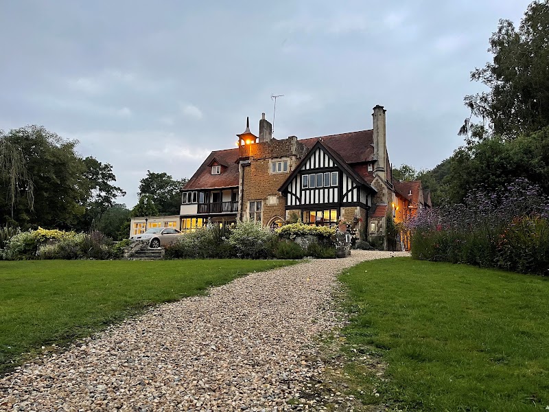 Farnham House Hotel Weddings Venue - Event Venue in Farnham, Surrey